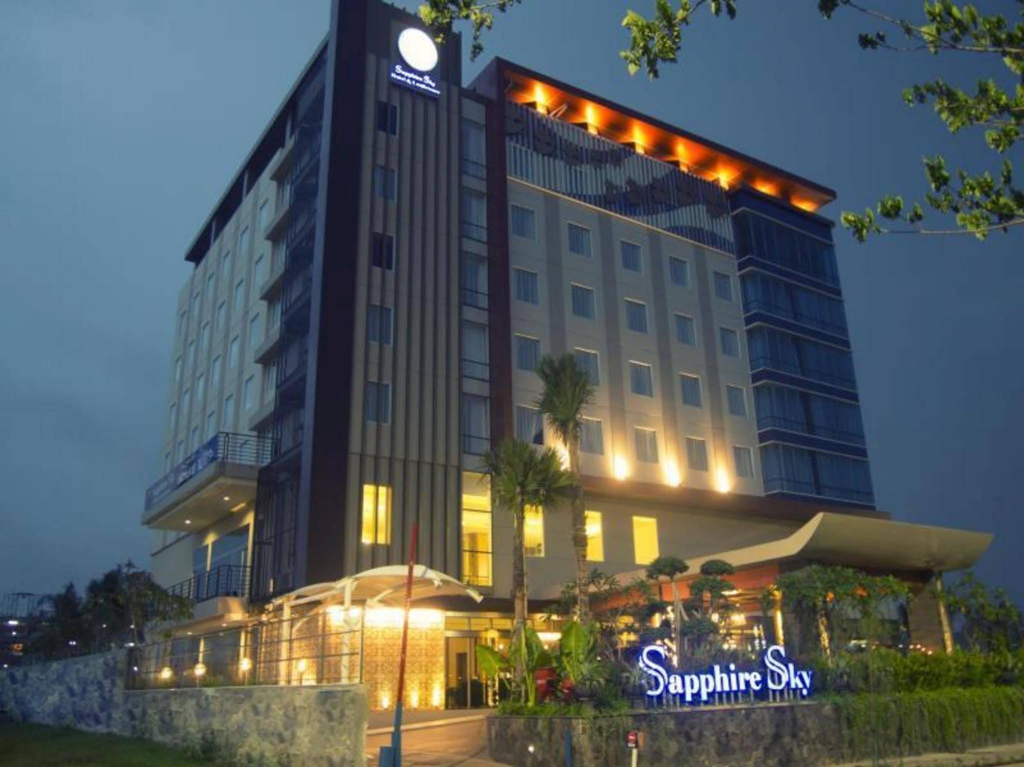 Sapphire Sky Hotel & Conference Serpong Exterior photo