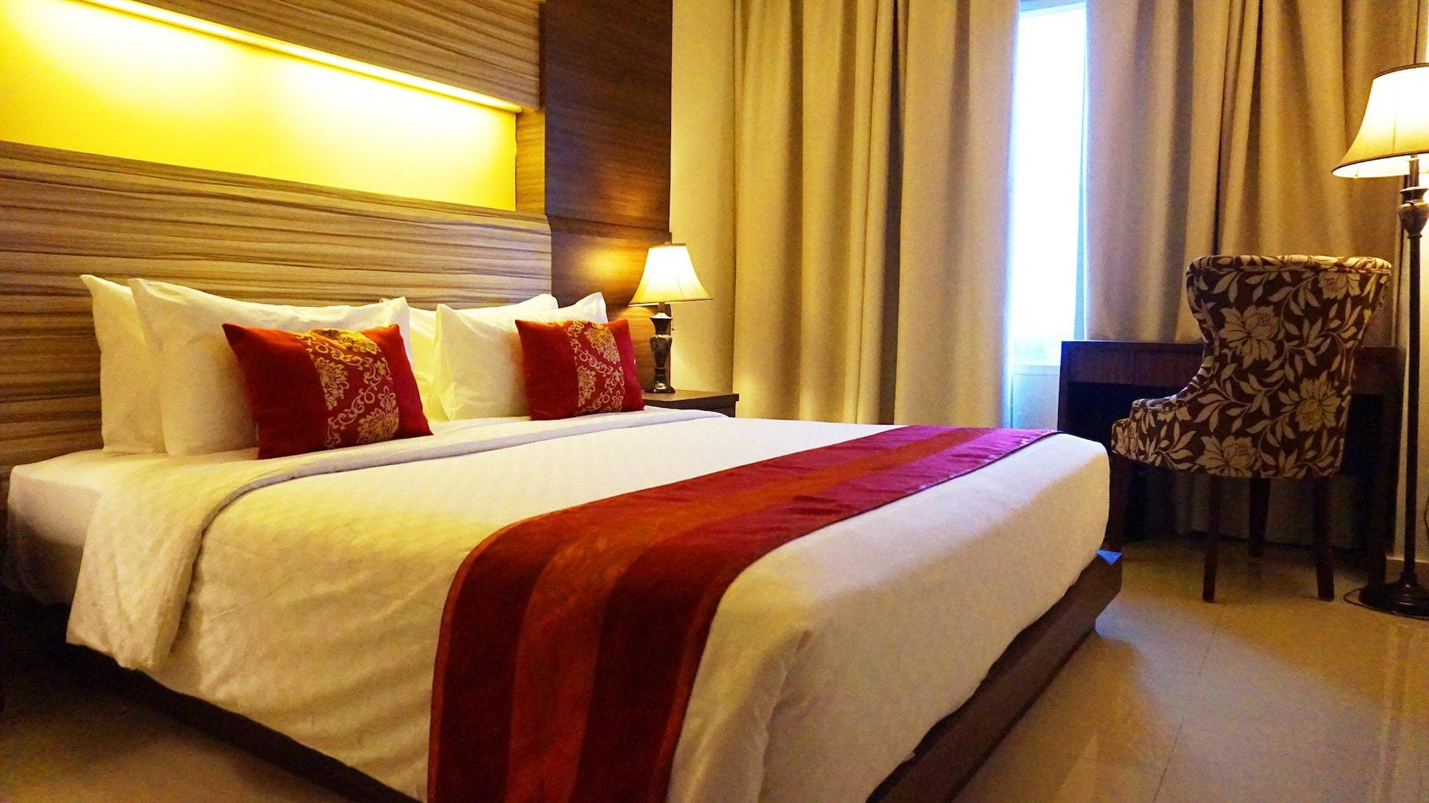 Sapphire Sky Hotel & Conference Serpong Exterior photo