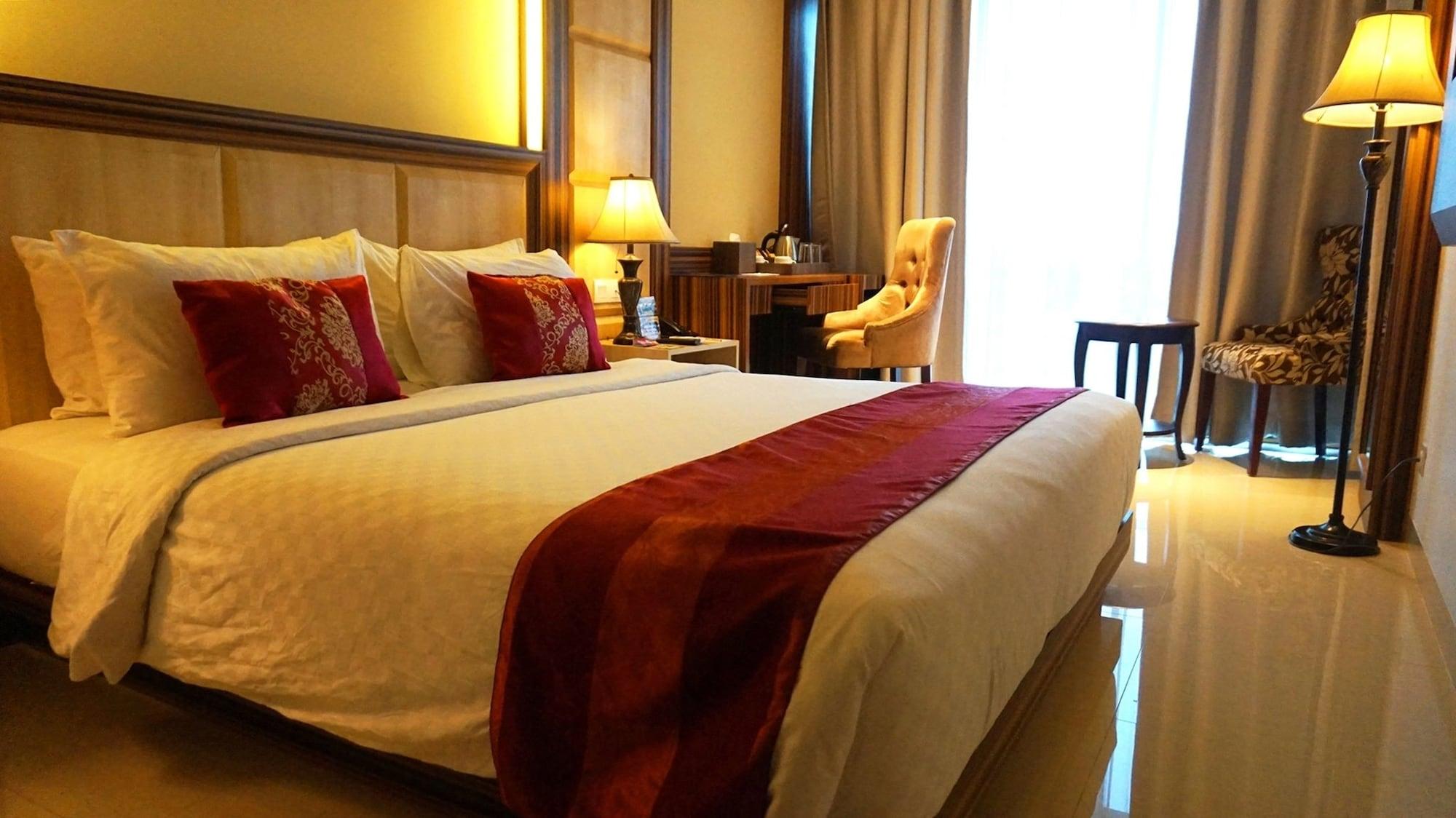 Sapphire Sky Hotel & Conference Serpong Exterior photo