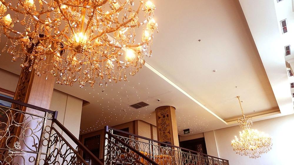 Sapphire Sky Hotel & Conference Serpong Exterior photo