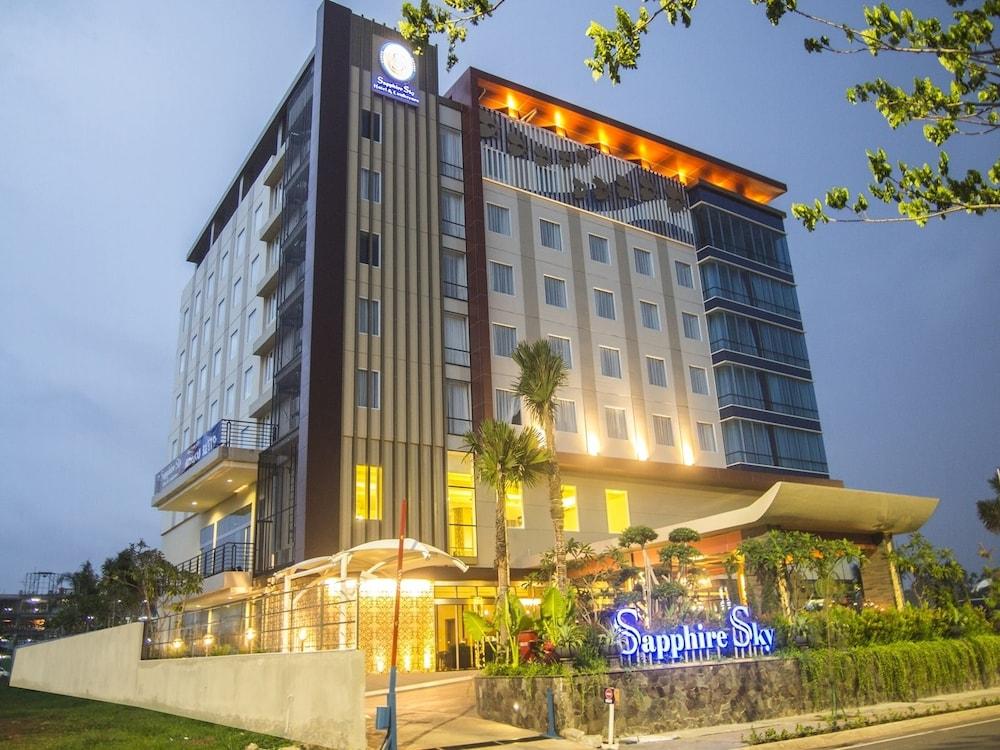 Sapphire Sky Hotel & Conference Serpong Exterior photo